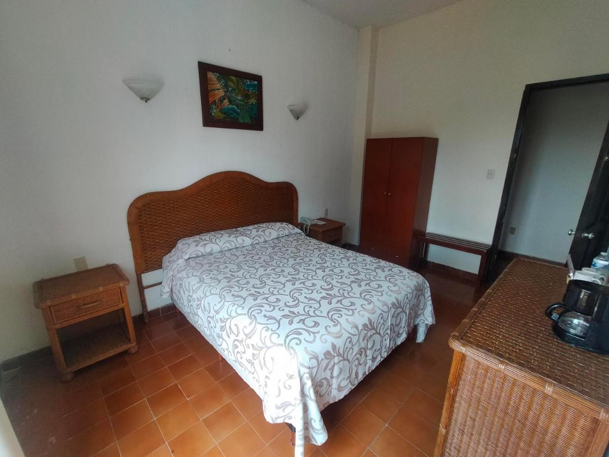 Posada Doña Lala Tlacotalpan Exterior foto