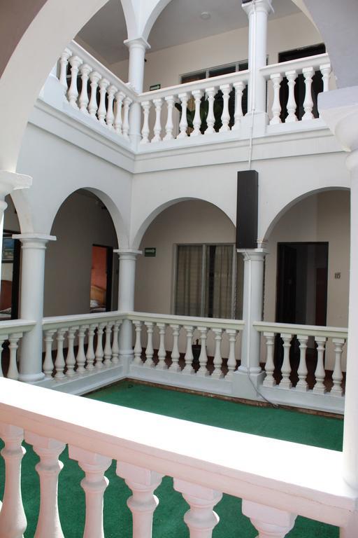 Posada Doña Lala Tlacotalpan Exterior foto
